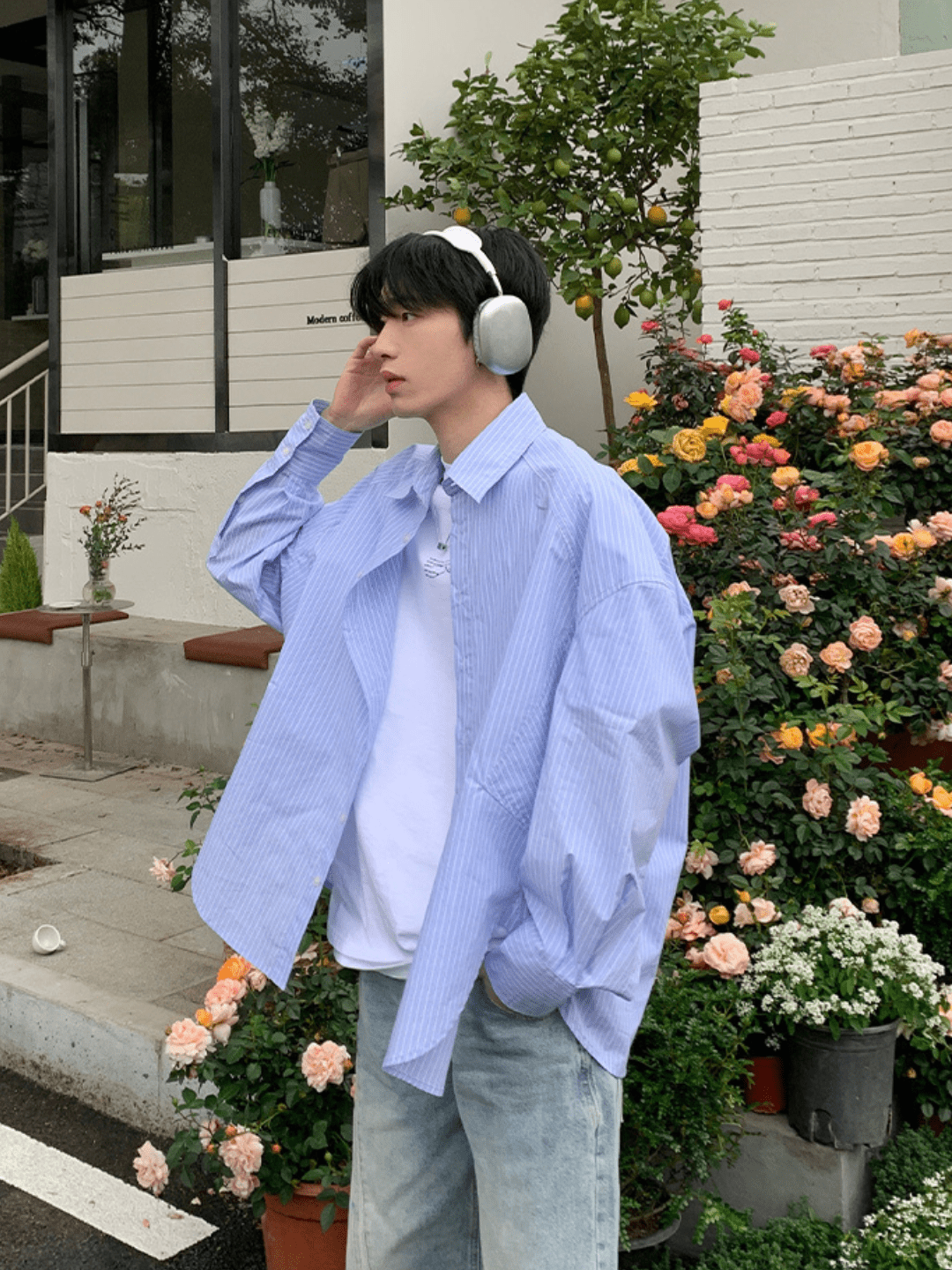 [ONELYC1NS] korean blue and white loose shirt ST2008