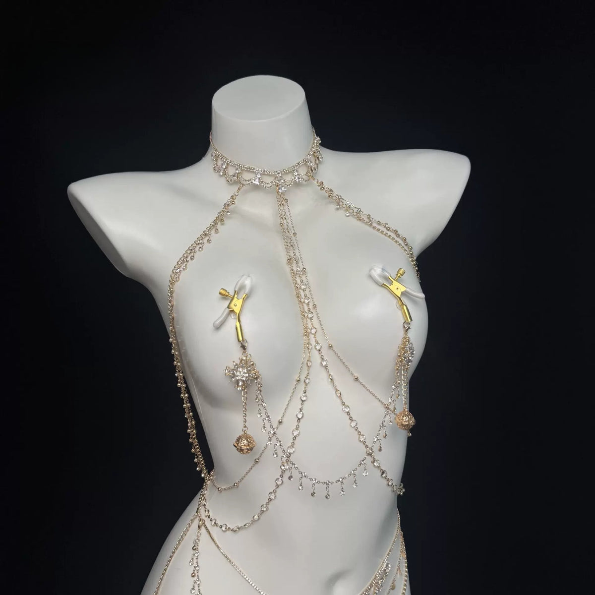 Star Muse breast chain strawberry clip puppy butterfly multi-layer rhinestone waist chain female m body chain