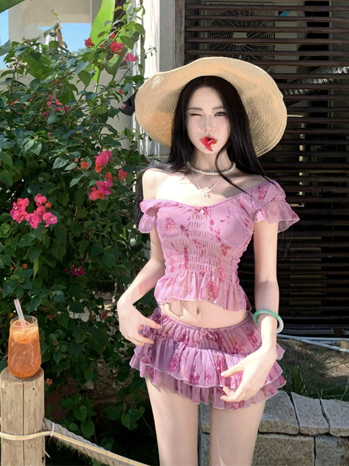 Island dopamine beautiful small suit women's summer seaside ootd wear holiday floral skirt two-piece set
