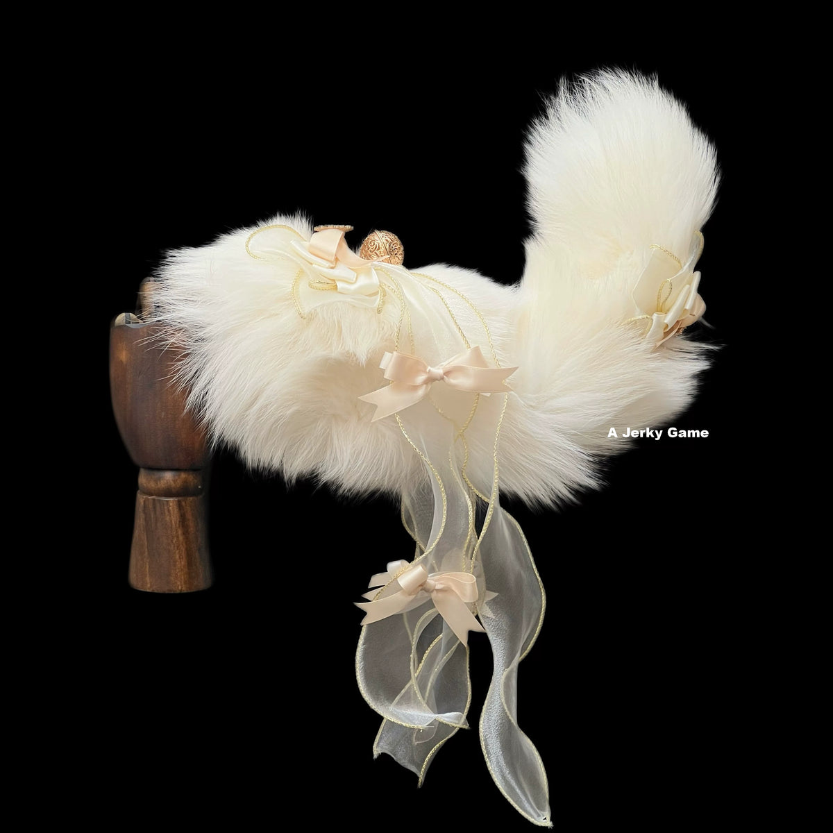 Sweet Cream Voice Actuated Pat Electric Fox Tail SM Sexy Anal Plug Bow Bell Ring
