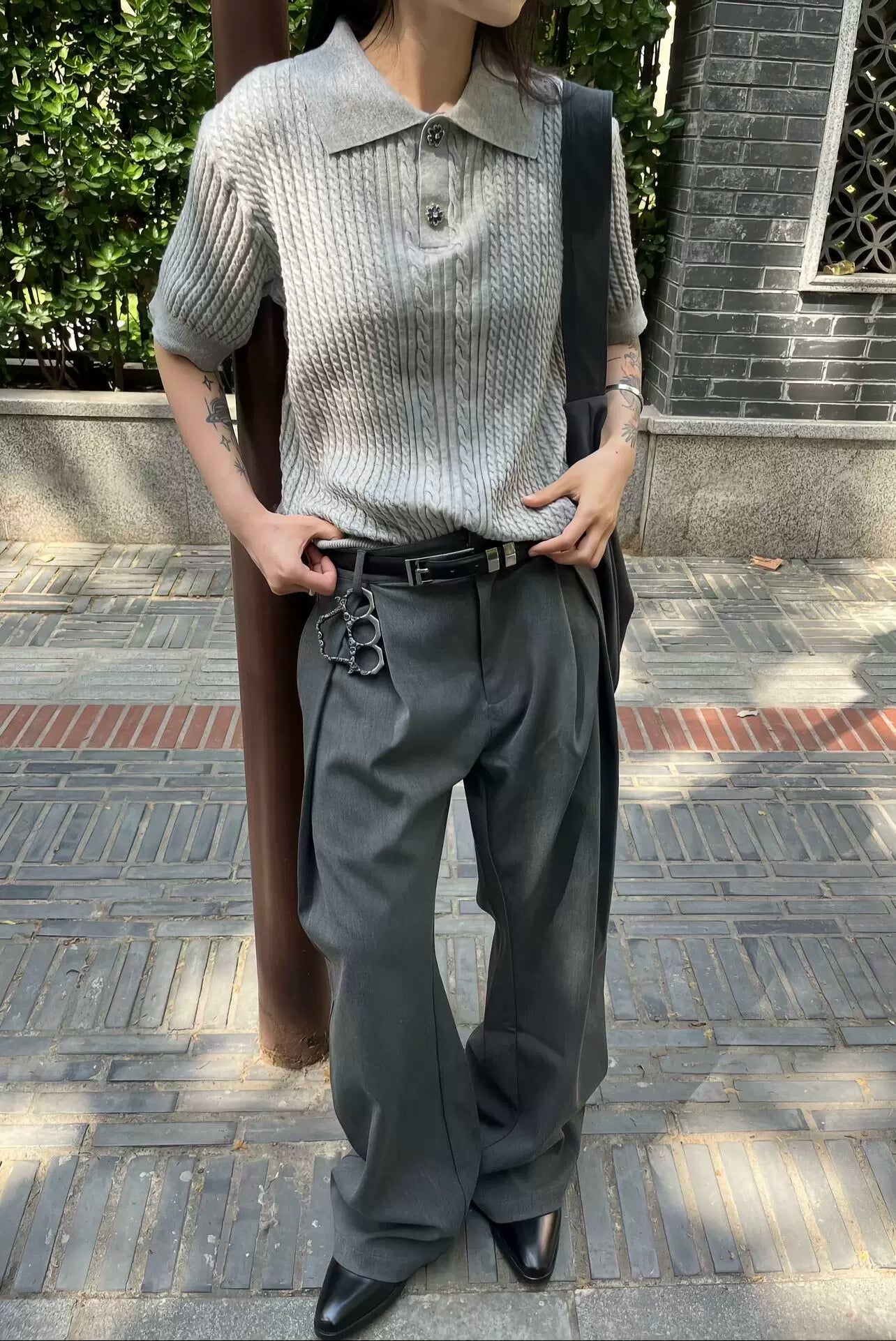 South Korea, spring and summer three-dimensional I-pleated A-shaped profile scimitar TR pants commuter cleanfit casual pants men and women